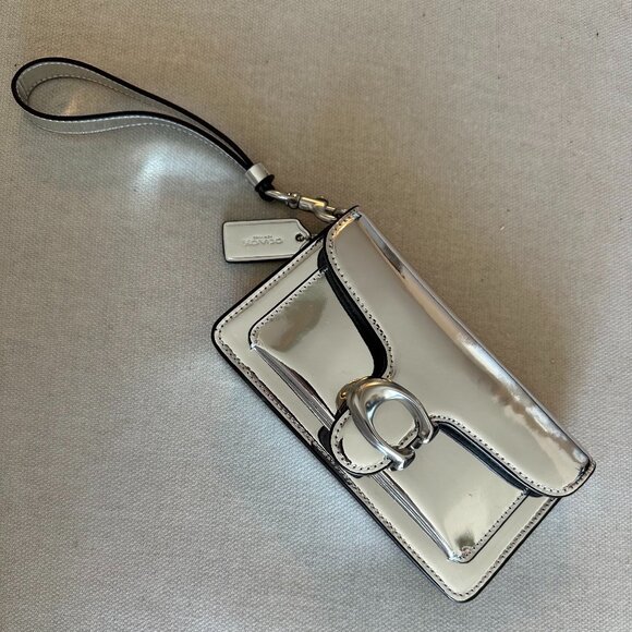 Coach Handbags - Coach Purse